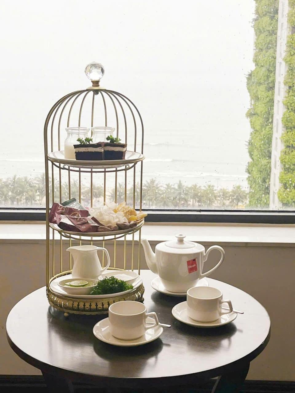 Santa Luxury Hotel Da Nang Exterior photo